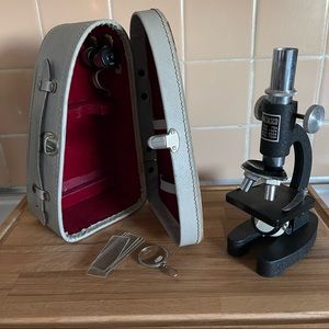 1950 Metasco Microscope